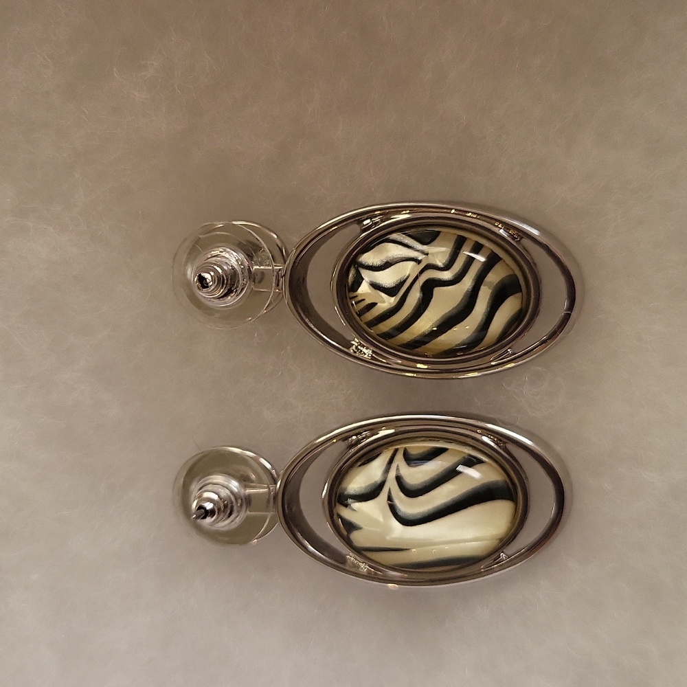 EUC Chico's Reversible Earrings.